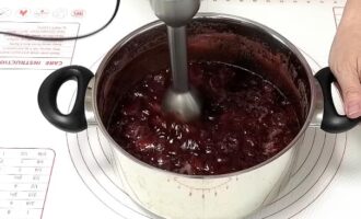 Перетираем с помощью блендера